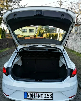 Seat Leon cena 50900 przebieg: 37000, rok produkcji 2018 z Nowa Dęba małe 232